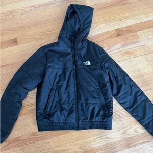 The North Face Women’s Hooded Puffer Jacket – Black (Size M)